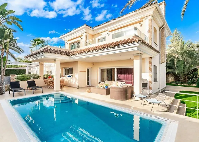 Beachfront Villa With Sea Views & Private Pool